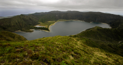 Possível erupção vulcânica no vulcão do Fogo causaria perdas de 145 milhões de euros no turismo de Vila Franca